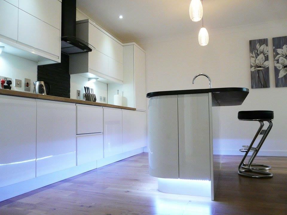 Charming 1Br Cottage With Garden, Spacious Rooms - Part Of Langley Serviced Apartments Several Properties In Wick Wick  Dış mekan fotoğraf